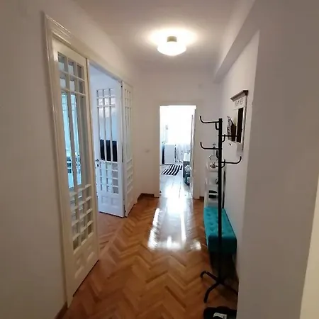 Διαμέρισμα Cismigiu Park Cazavillan No 5 *